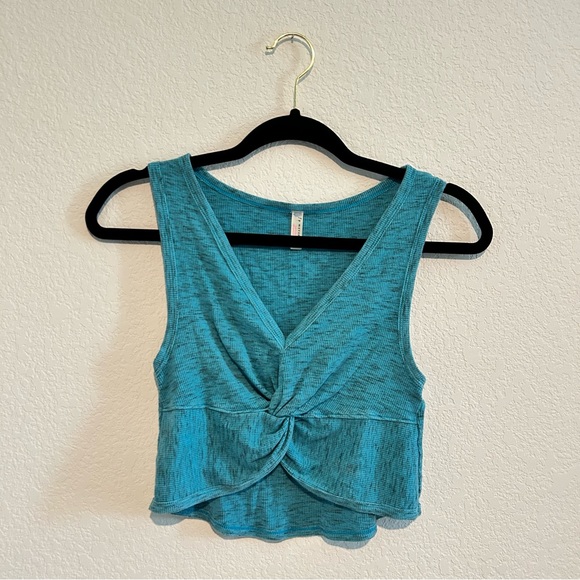 Free People Movement New Moon Twist Crop Top Blue Small Ribbed Stretchy Yoga - Picture 1 of 9